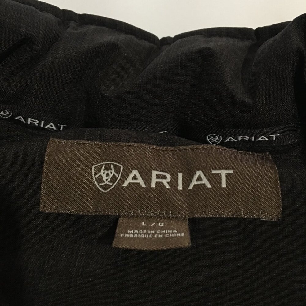 Ariat Black Quilted Puffer Vest - Picture 7 of 12